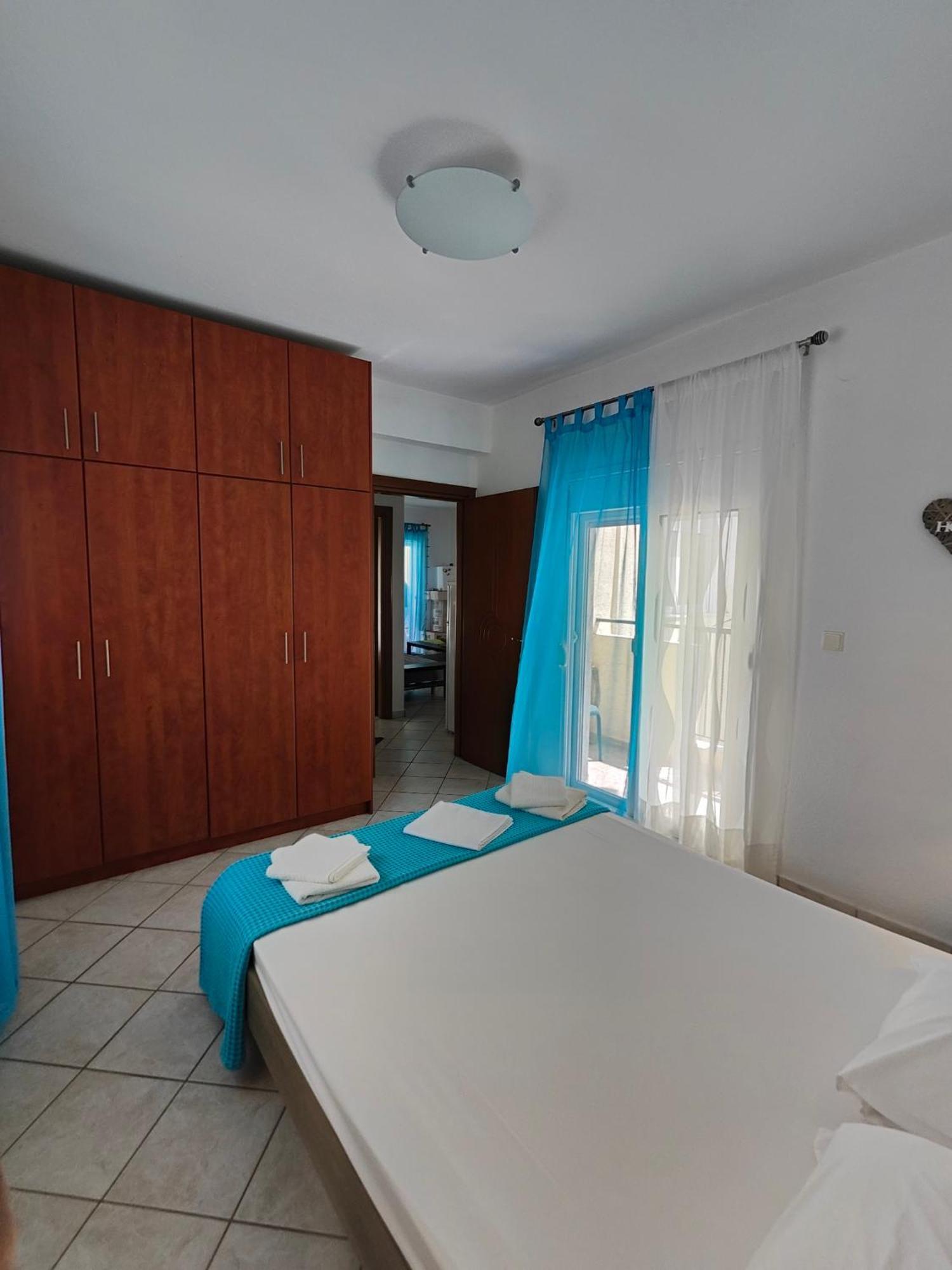 Roses Rt Apartments Skioni II Nea Skioni Ngoại thất bức ảnh
